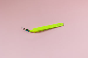 The Flawless Curved Isolation Tweezer